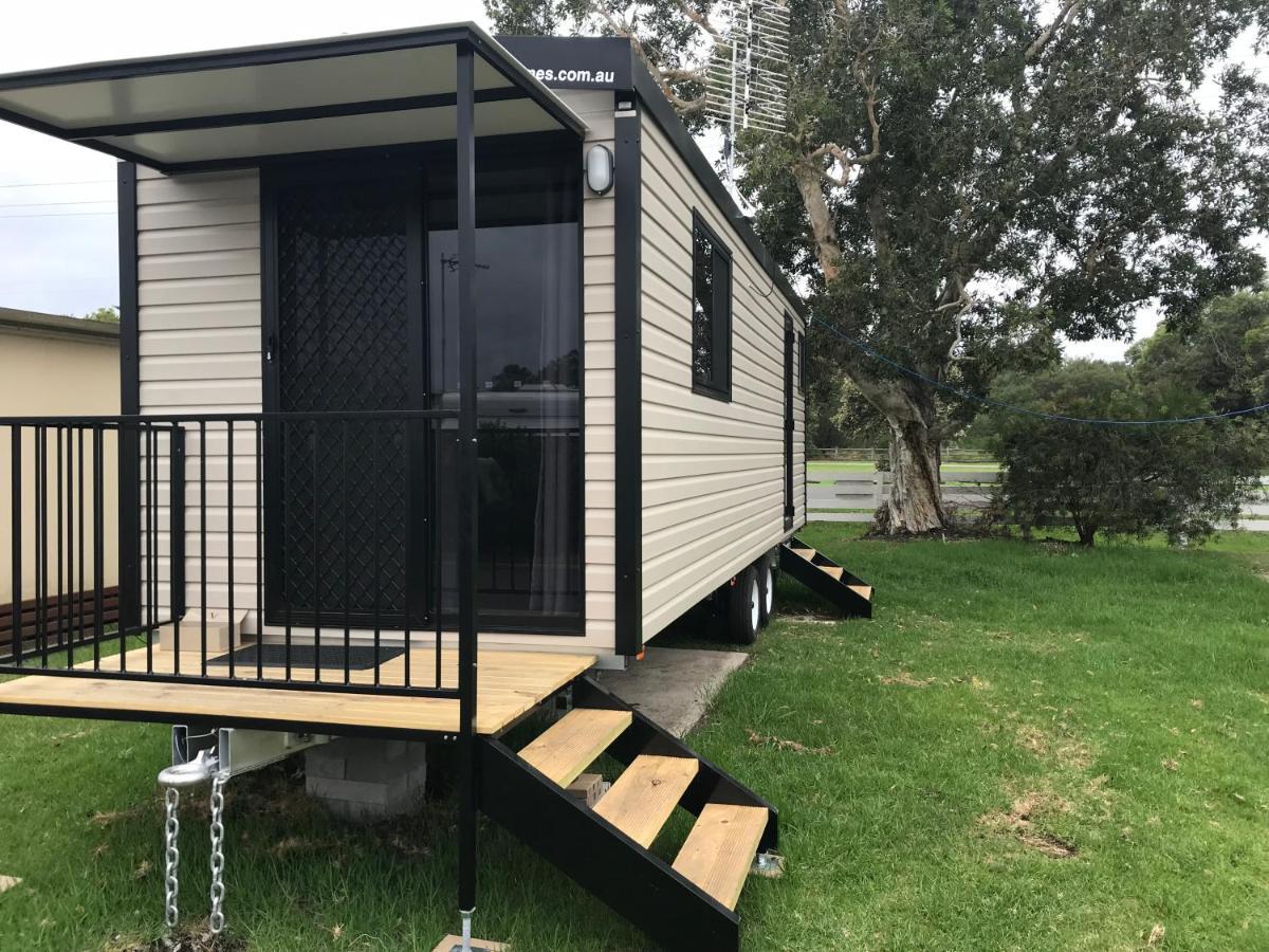Surfrider Caravan Park Barrack Point ภายนอก รูปภาพ