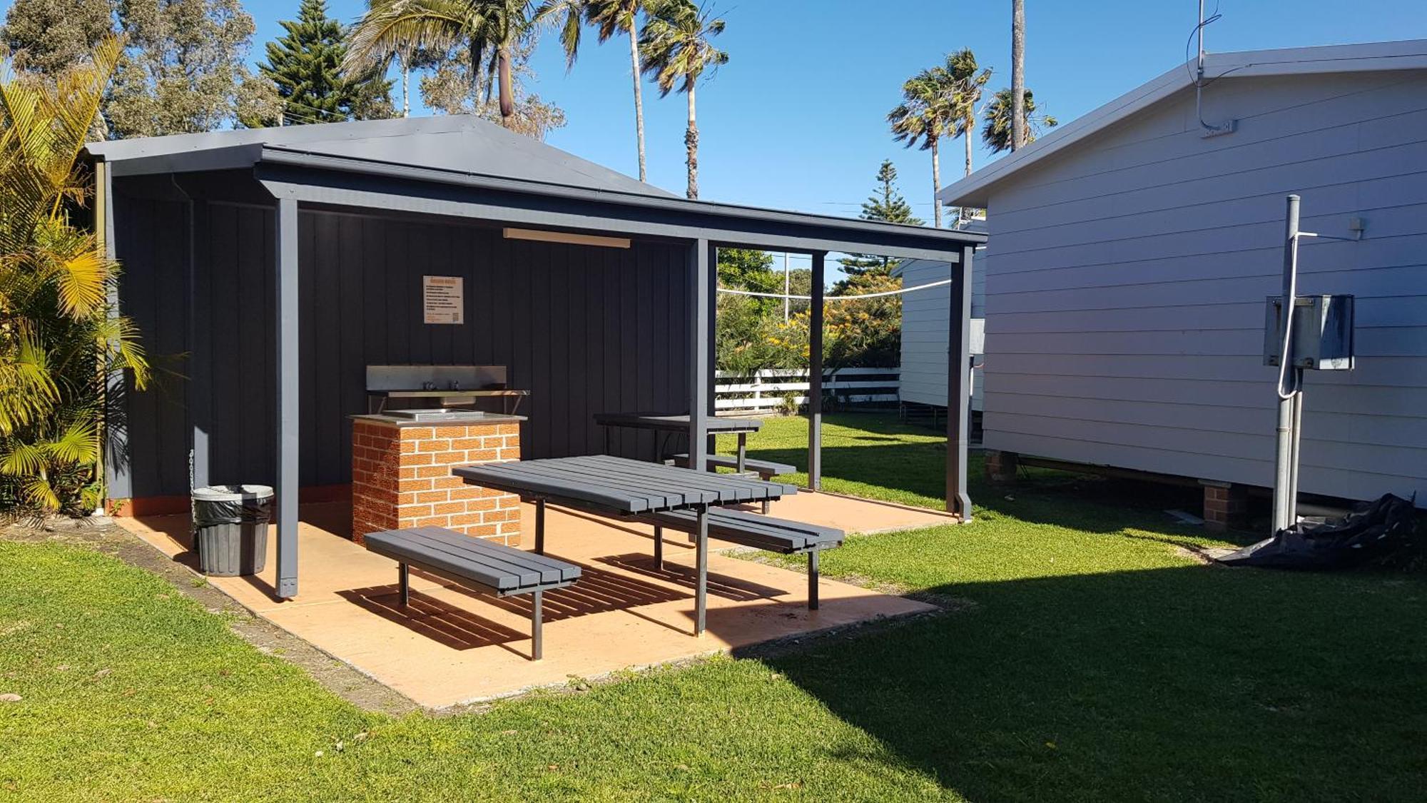 Surfrider Caravan Park Barrack Point ภายนอก รูปภาพ